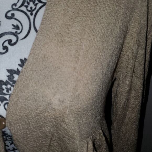 White stag women's medium cardigan. The color is labeled as brown stone. - Picture 2 of 8